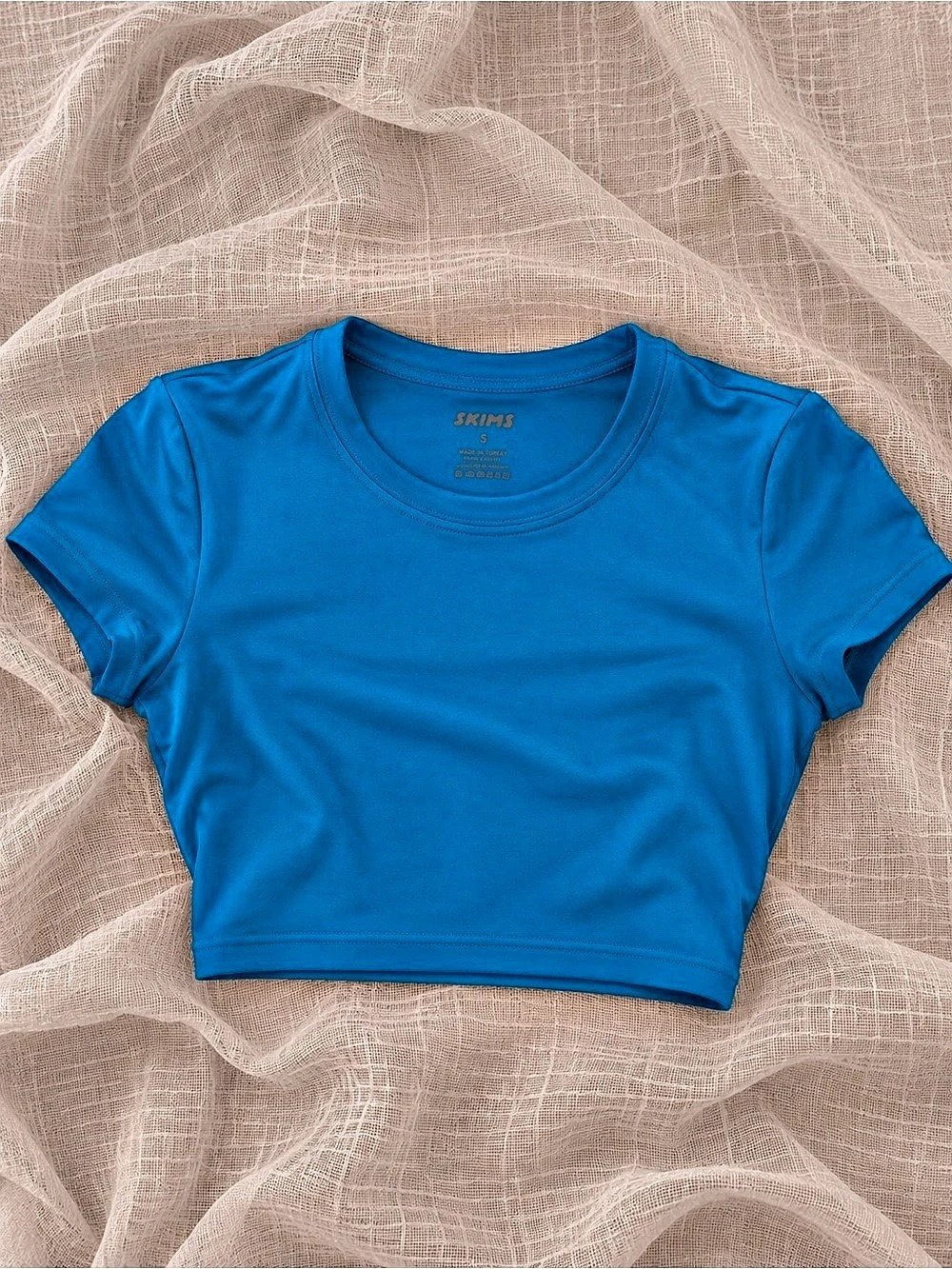 SKIMS Fits Everybody Super Cropped T-Shirt Blue